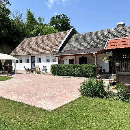 Holiday home In - Suedtransdanubien 53934